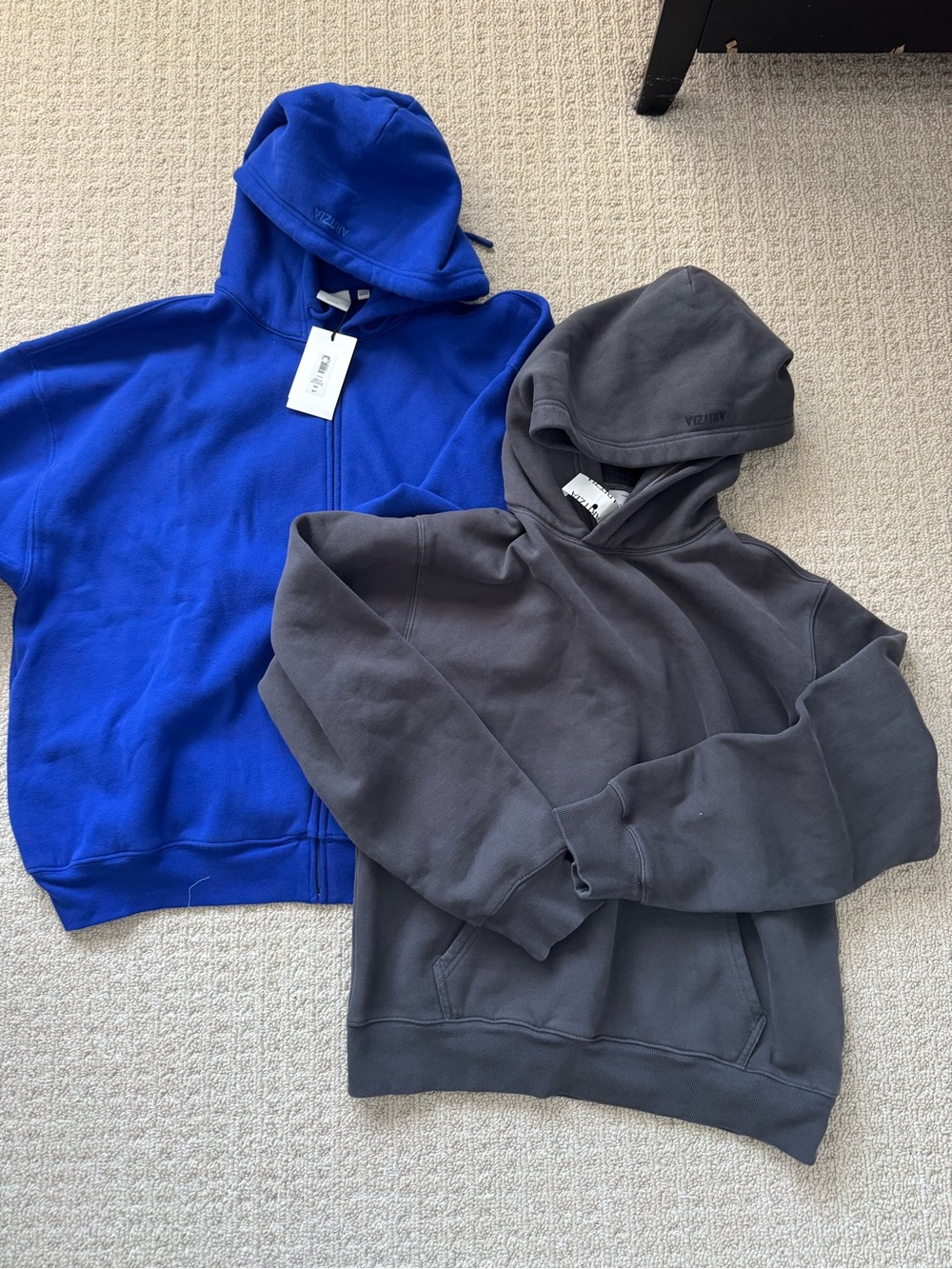 women’s aritzia   Hoodie Pullover - Blue mega & vintage gray M nwt
